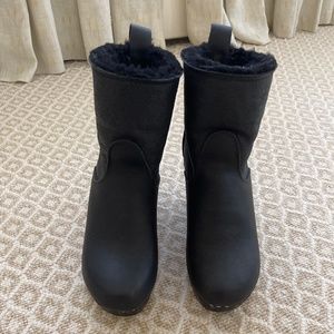 No. 6 Pull On Shearling Booties